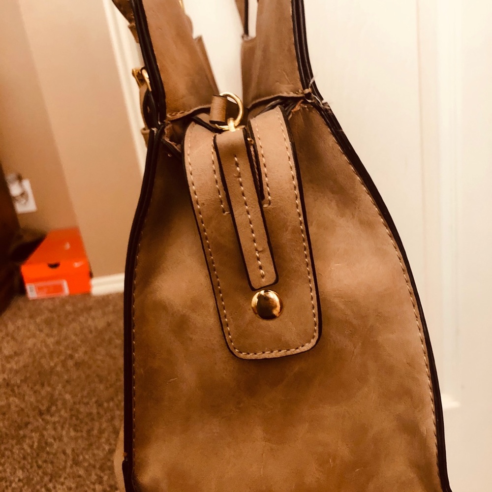 Bueno Tan Faux Suede Purse - Picture 3 of 8